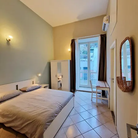La Dimora Del Viaggiatore Apartment *